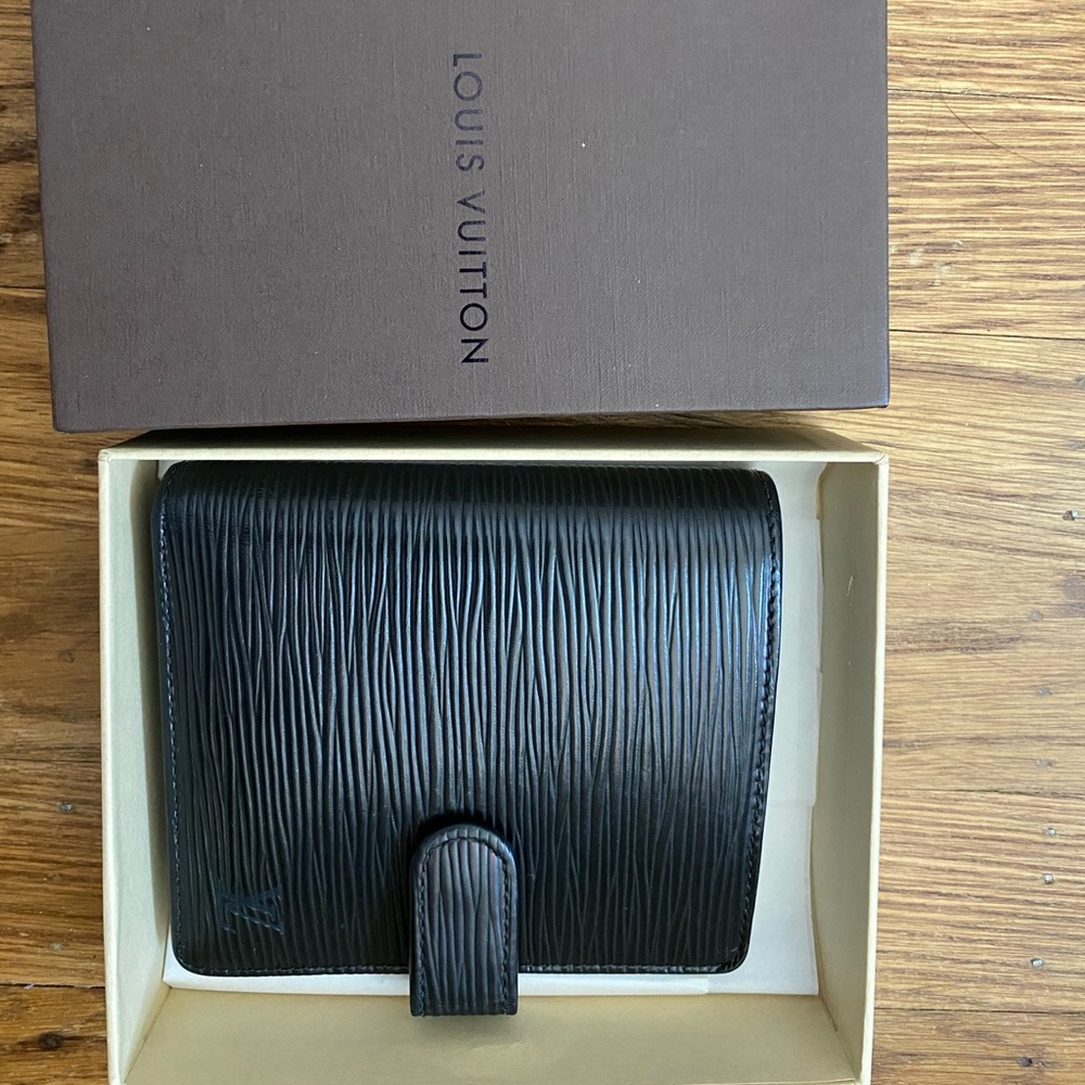 Authentic Louis Vuitton Epi leather wallet